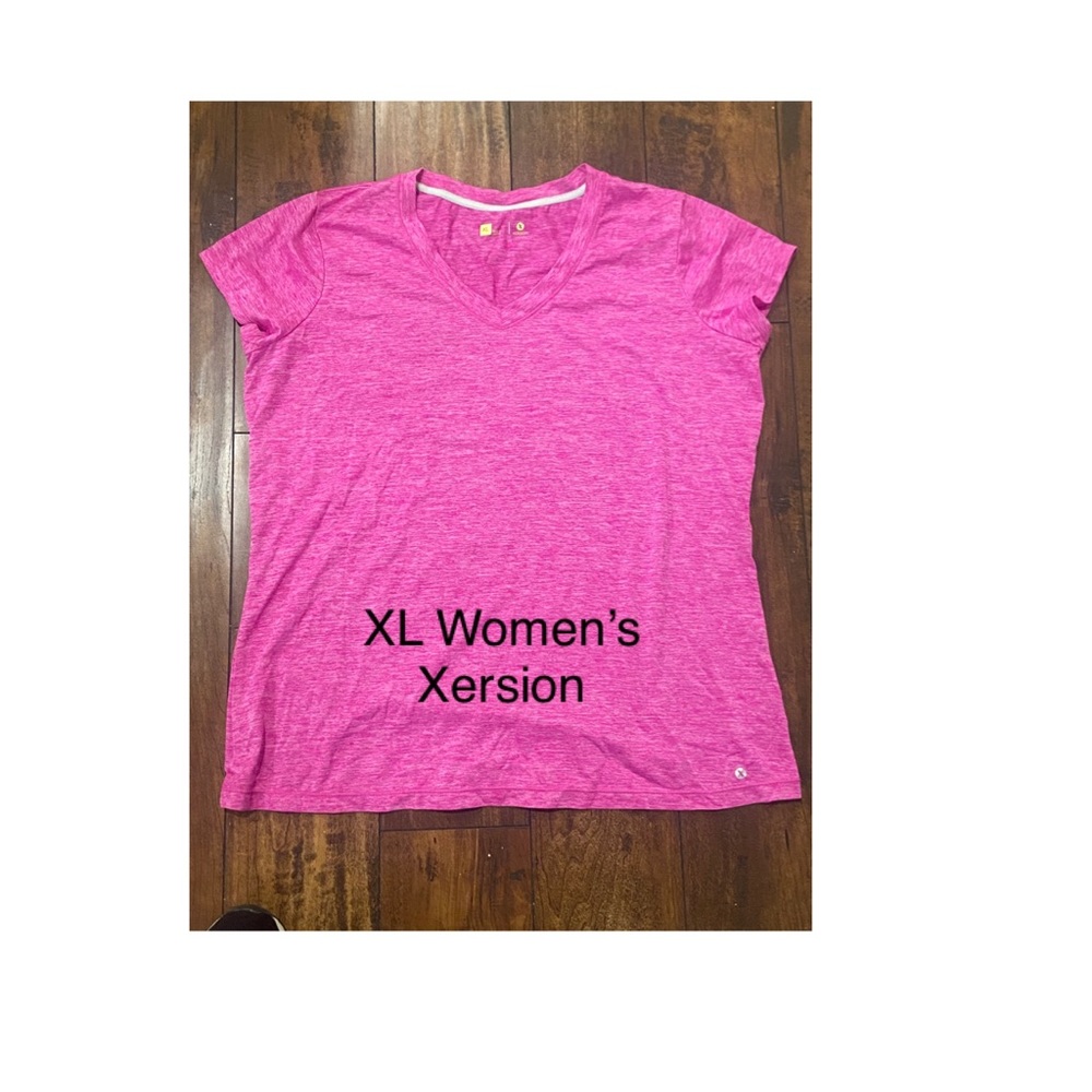 Women’s XERSION workout shirt.